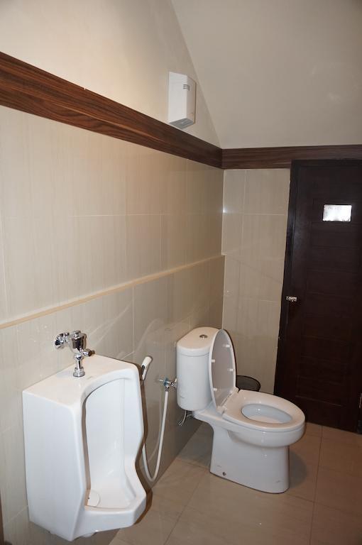 Ekon Hotel Yogyakarta Kültér fotó