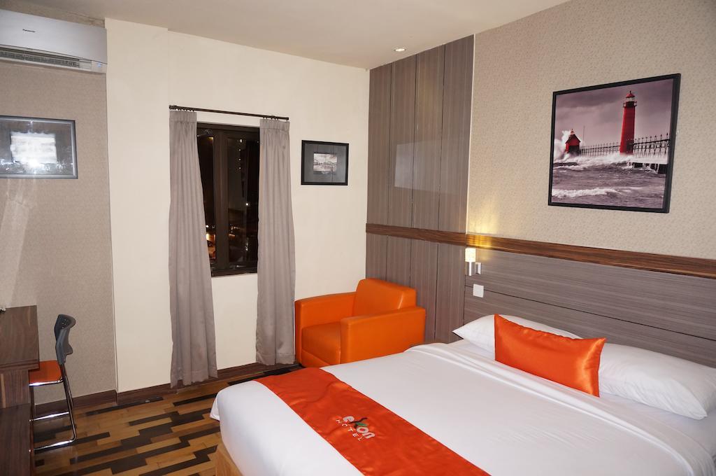 Ekon Hotel Yogyakarta Kültér fotó