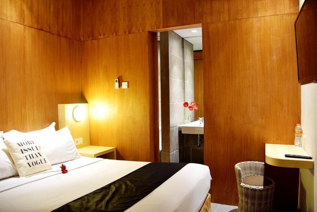 Ekon Hotel Yogyakarta Kültér fotó